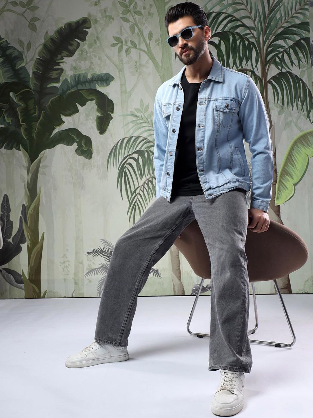 Kotty Men Solid Spread Collar Insulator Pure Cotton Denim Jacket