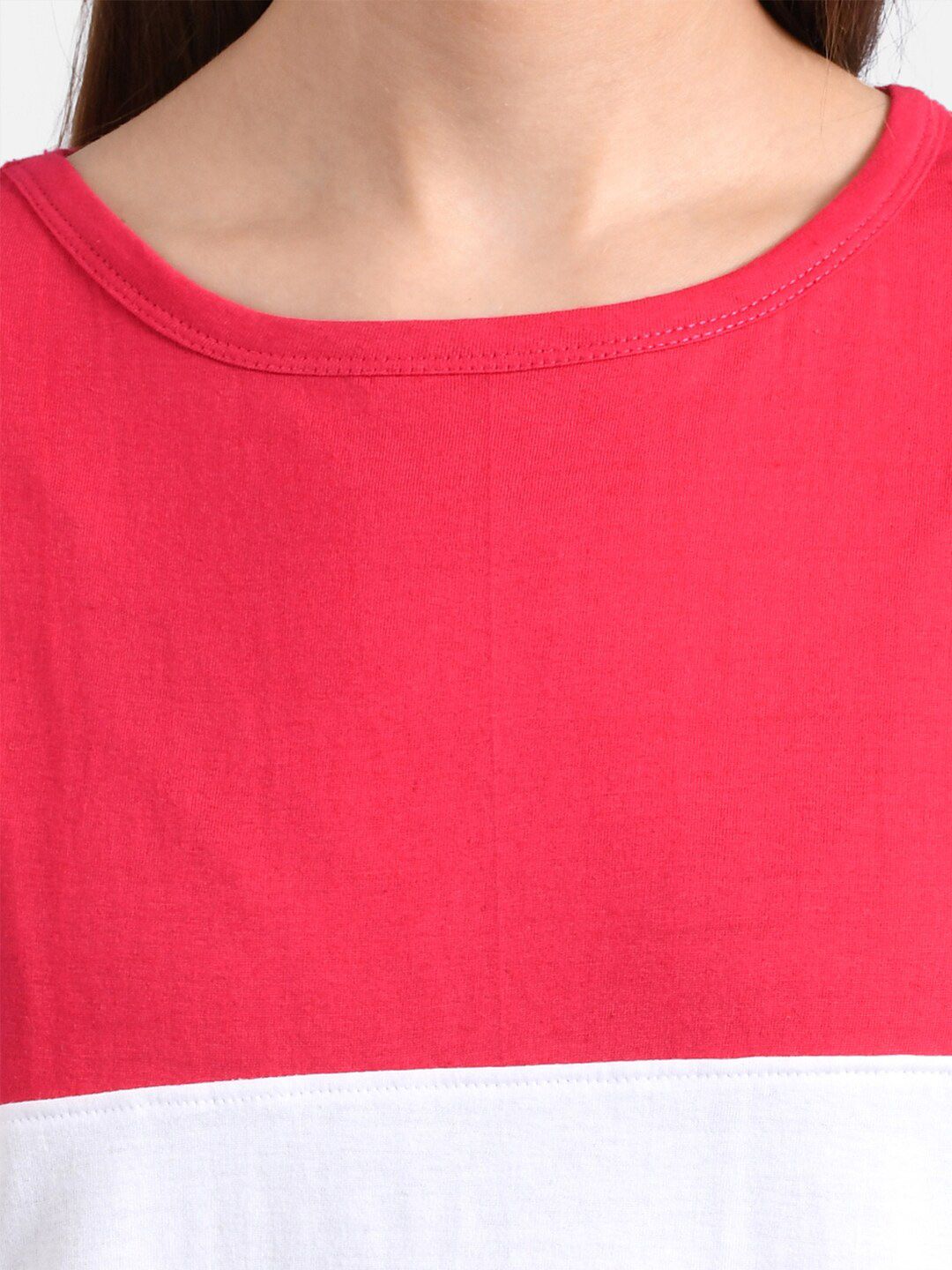 Kotty Women Peach-Coloured & White Colourblocked Round Neck T-shirt