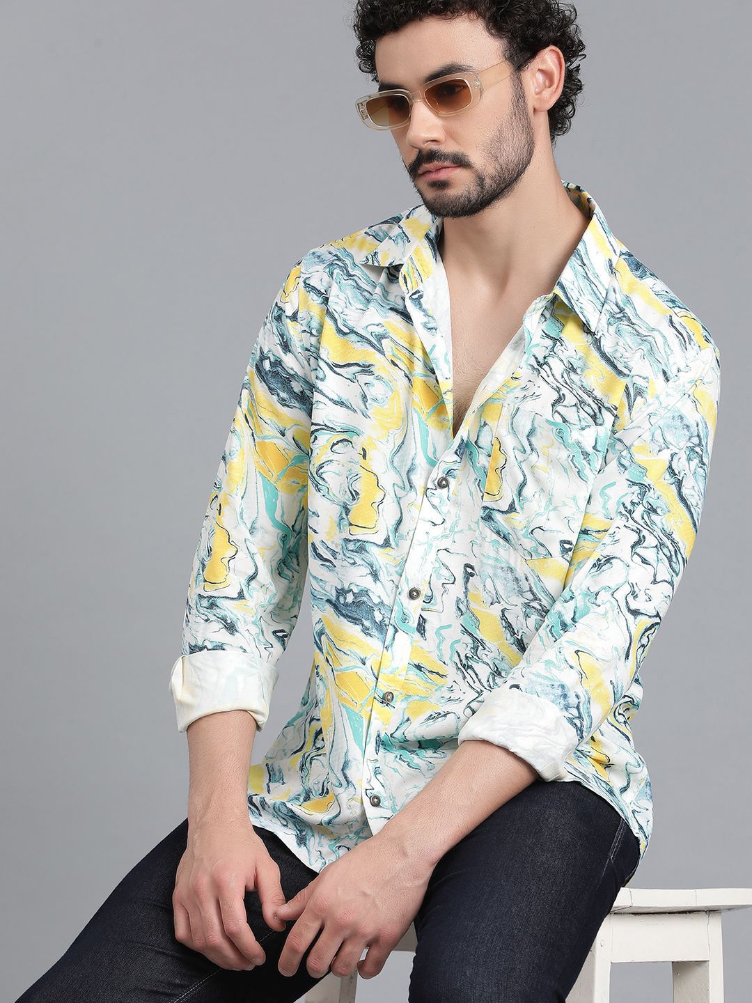 Kotty White Abstract Printed Casual Shirt