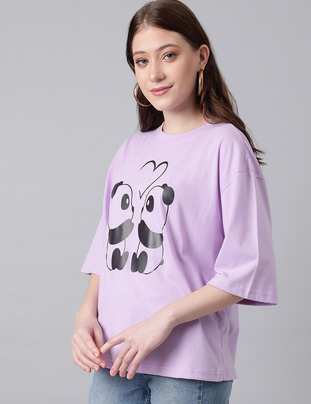Kotty Graphic Printed Drop-Shoulder Sleeves Oversized T-shirt