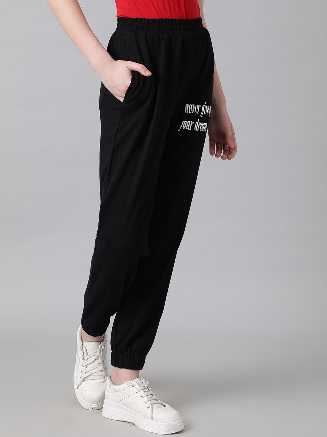 Kotty Women Typography Printed Joggers