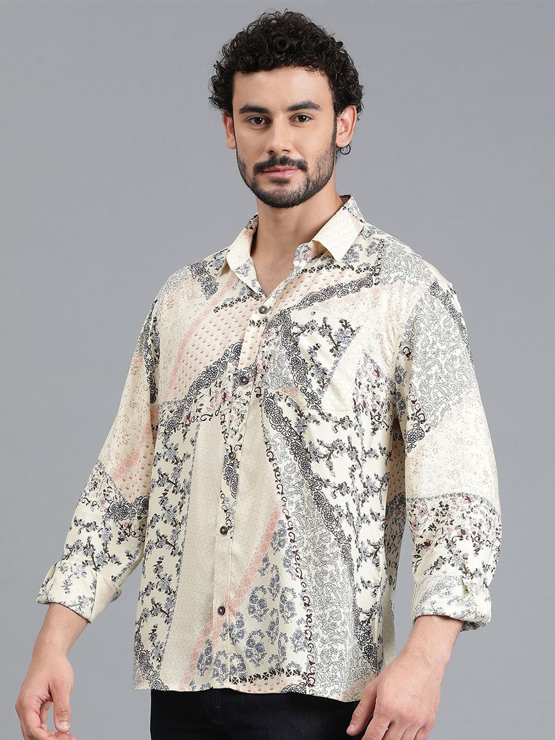 Kotty New Relaxed Fit Abstract Printed Spread Collar Casual Shirt