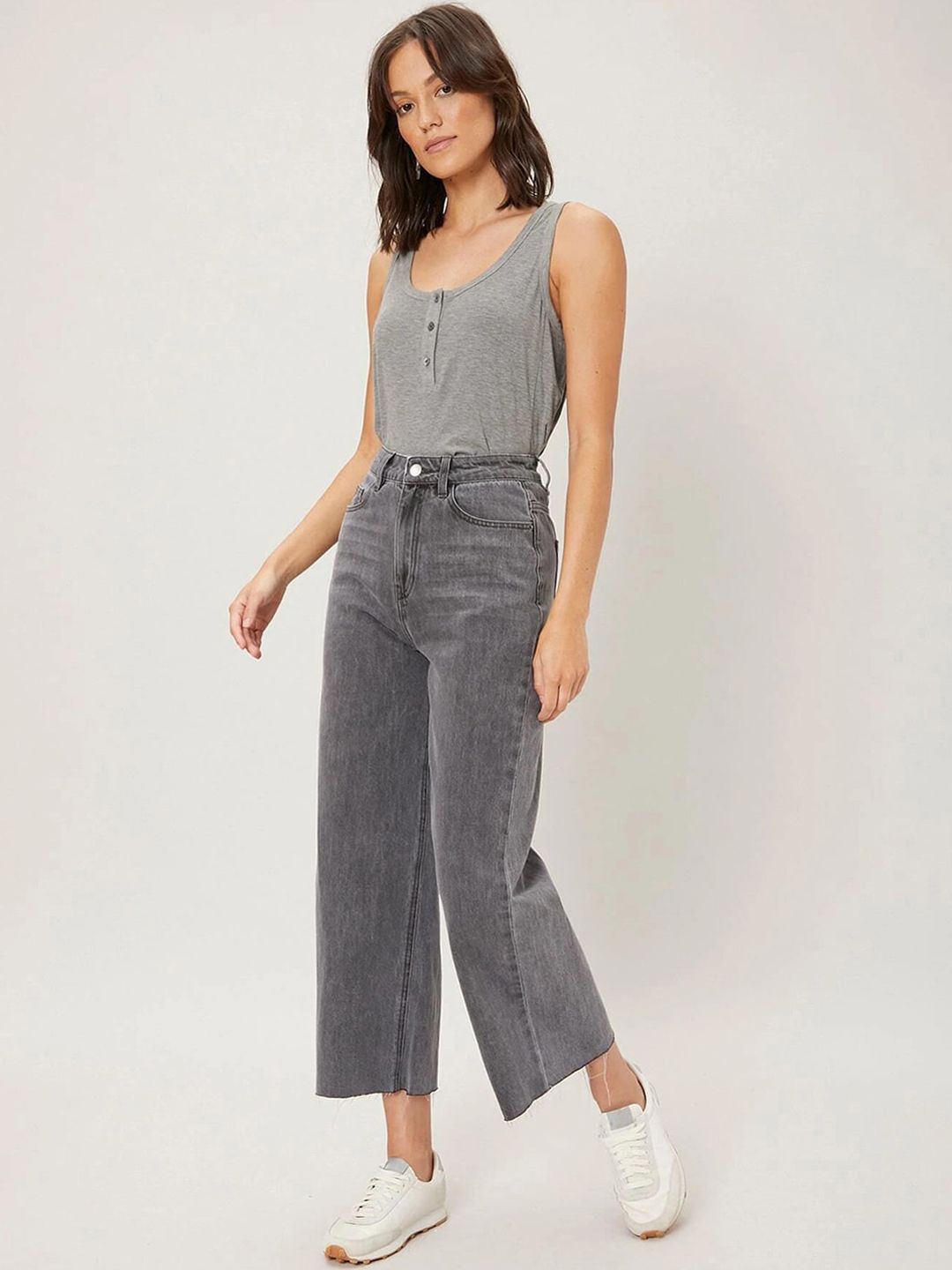 Kotty Women Jean Straight Fit High-Rise Heavy Fade Stretchable Jeans