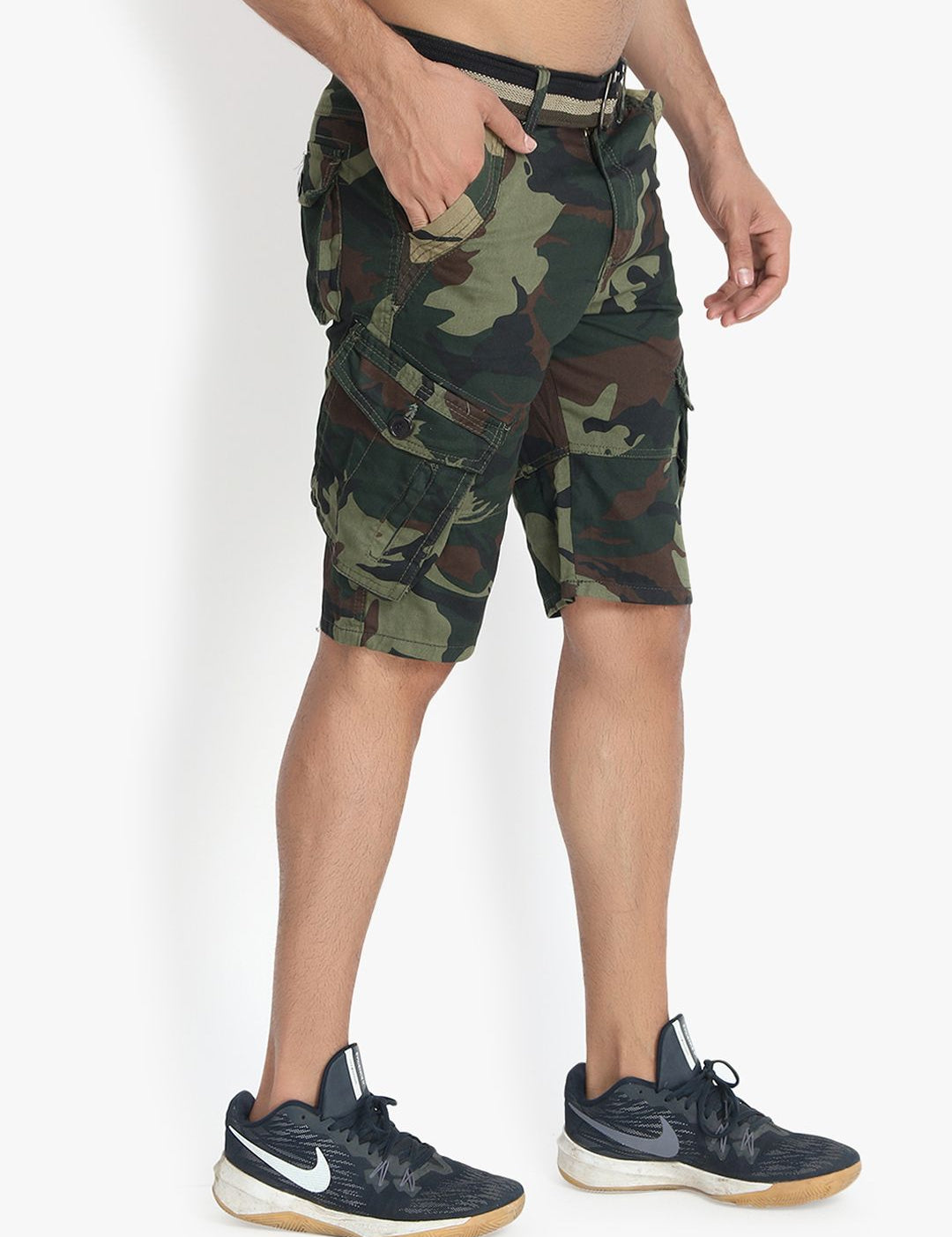 Kotty Men Olive Green Camouflage Printed Regular Fit Cargo Shorts
