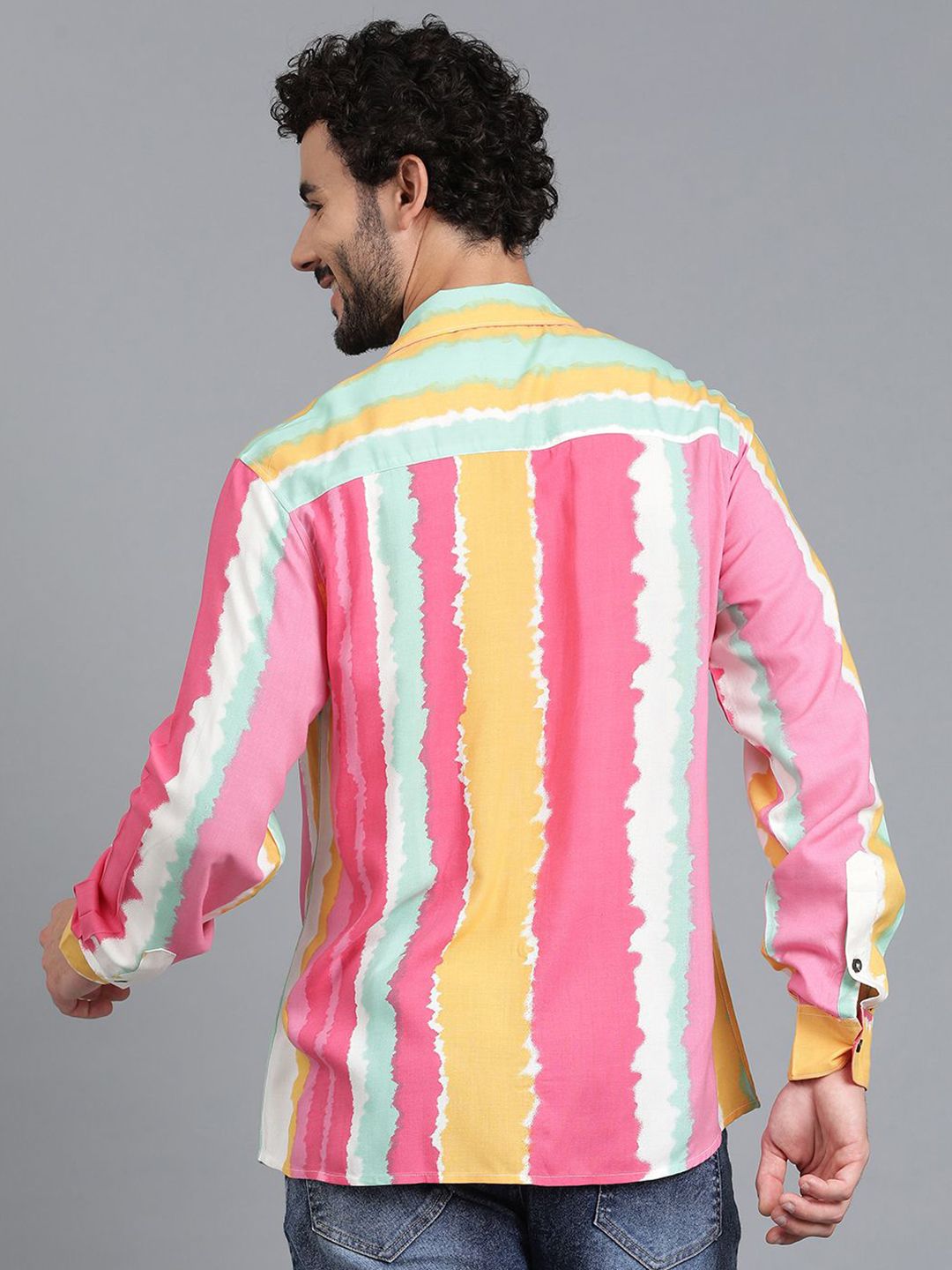 Kotty Men Spread Collar Striped Casual Shirt