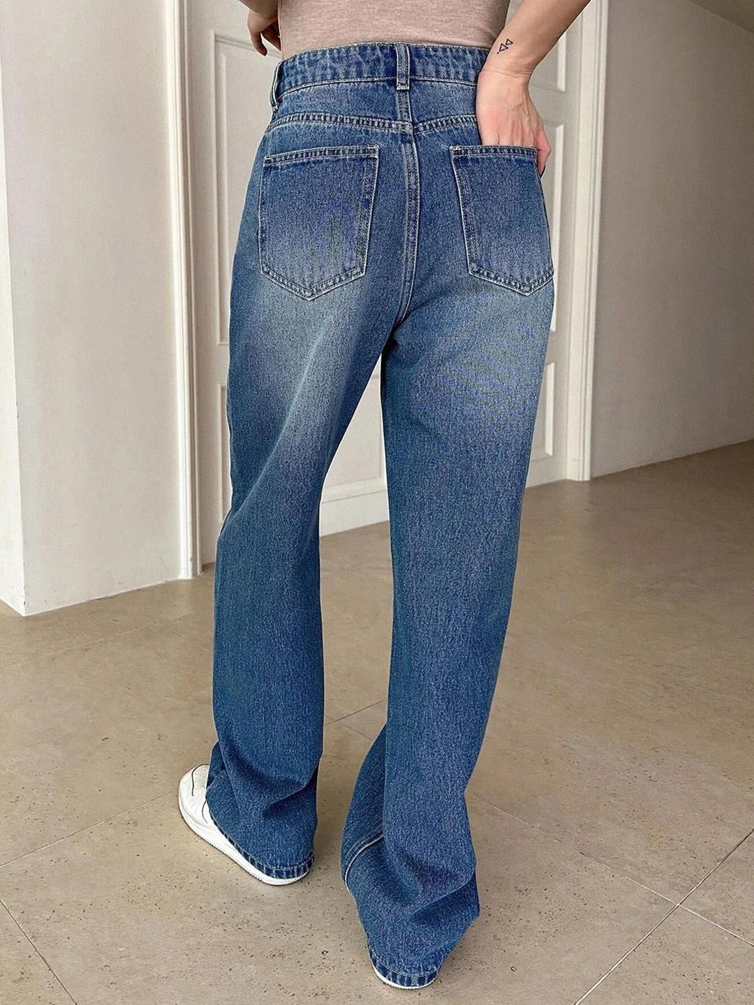 Kotty Women High-Rise Clean Look Light Fade Stretchable Jeans