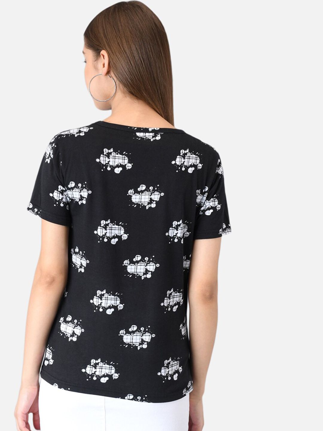 Kotty Women Black Printed Round Neck T-shirt