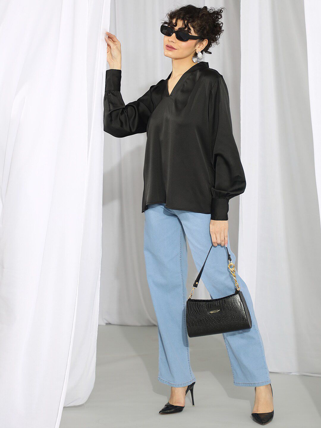 KOTTY BIZwear Black V-Neck Cuffed Sleeves Satin Top