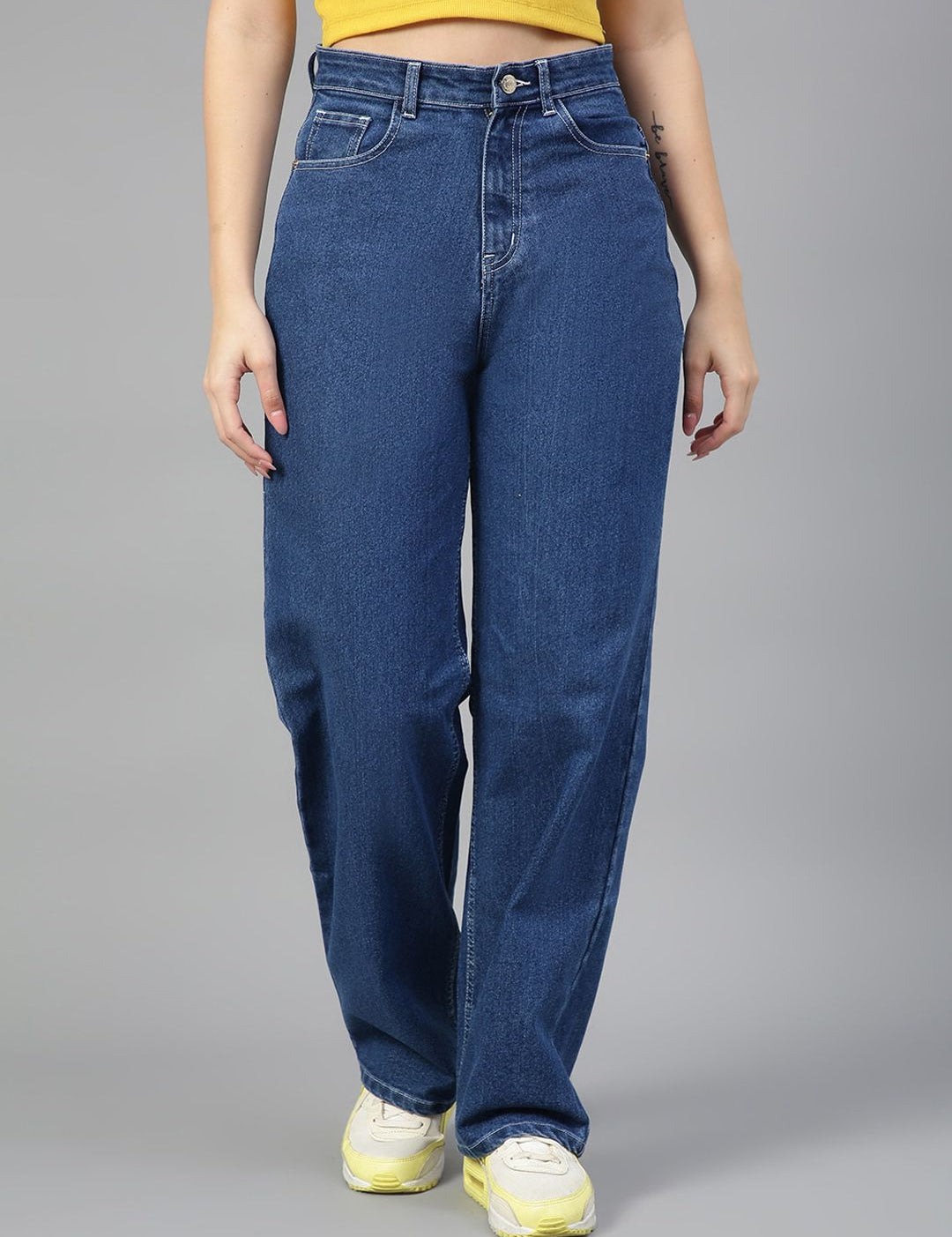 Kotty Women Jean Straight Fit High-Rise Light Fade Stretchable Jeans