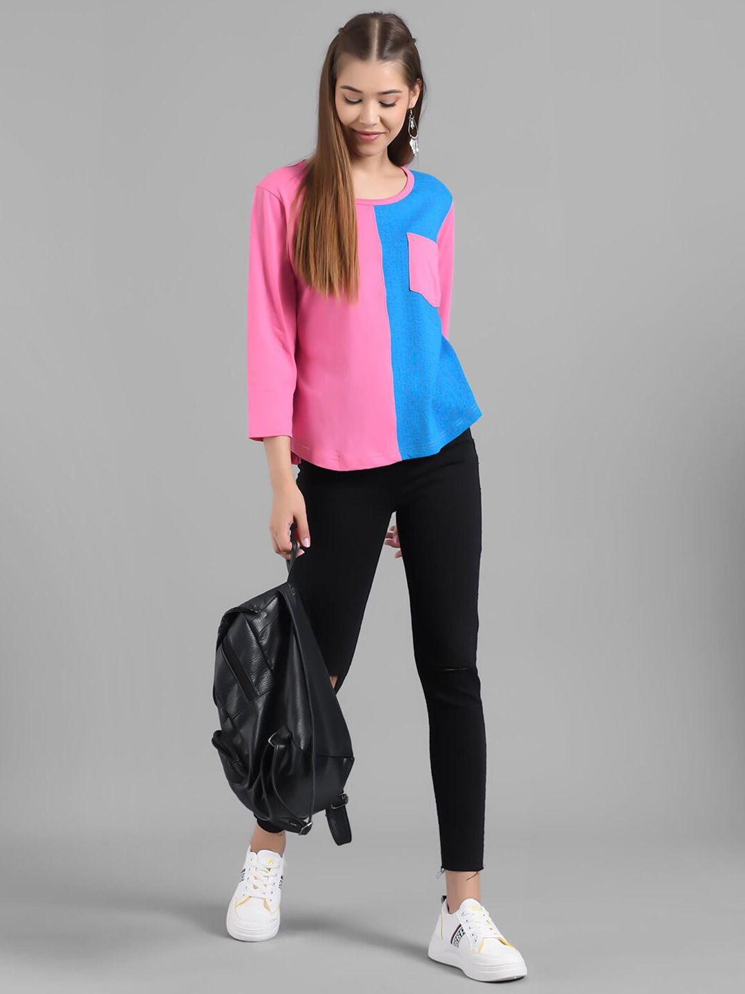 Kotty Colourblocked Round Neck Cotton T-shirt