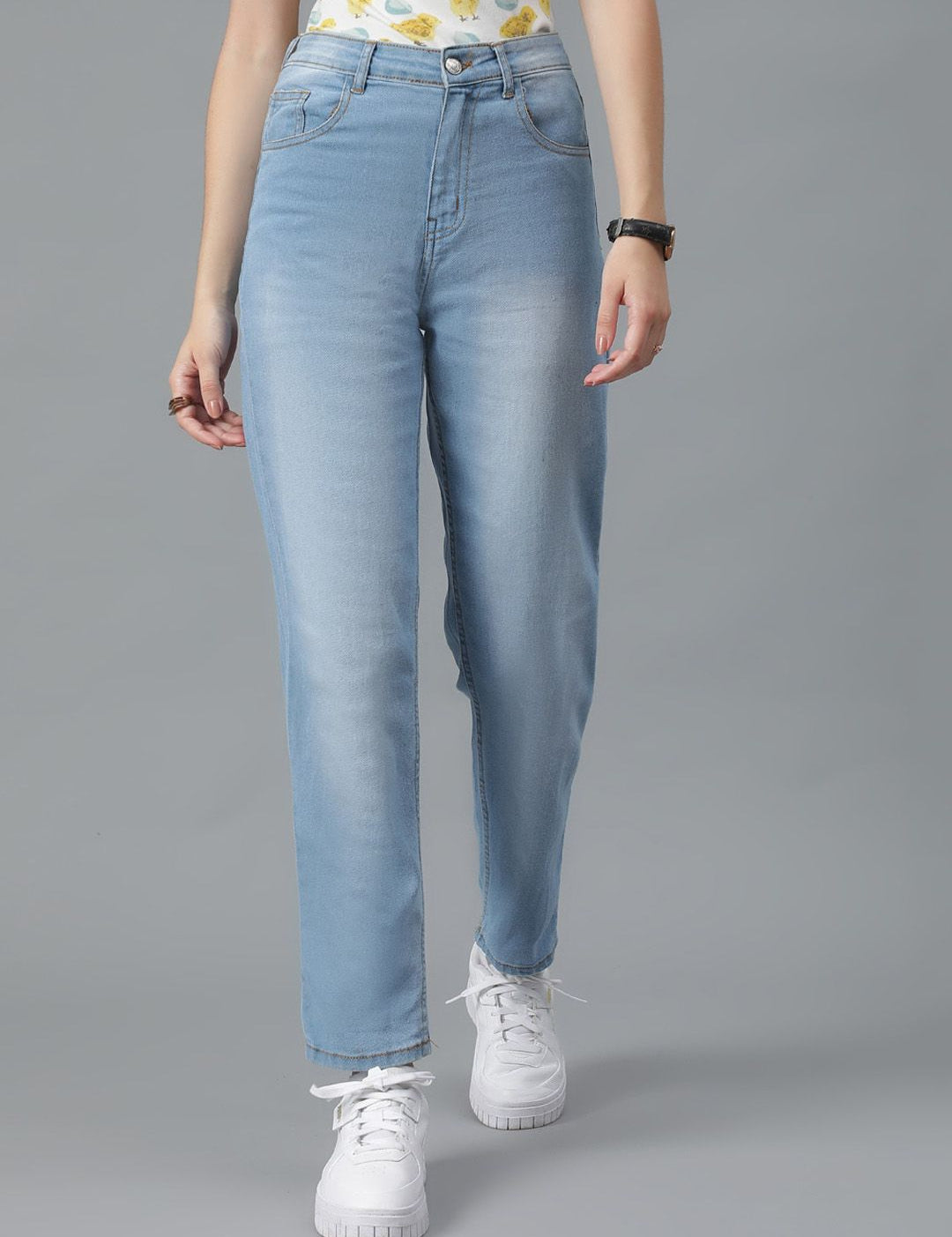 Kotty Women Jean Slim Fit High-Rise Light Fade Clean Look Stretchable Jeans