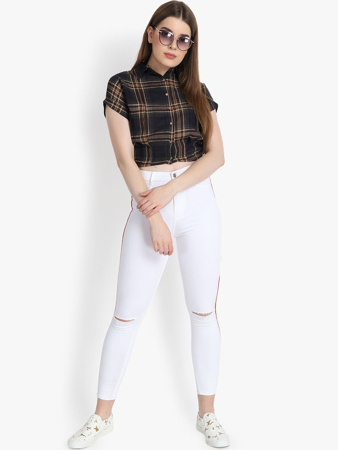 Kotty Women White Skinny Fit High-Rise Slash Knee Stretchable Jeans