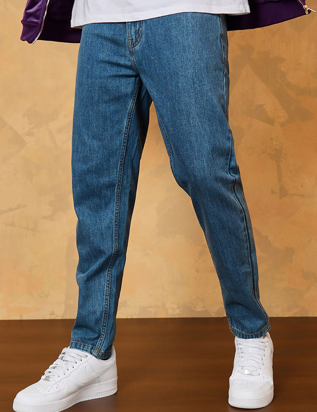 Kotty Men Jean Slim Fit Low-Rise Clean Look Stretchable Jeans