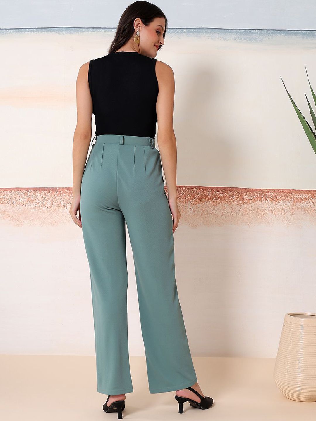 Kotty Women Sollid Round Neck Sleeveless Co-Ords