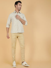 Kotty Men Relaxed Spread Collar Graphic Printed Casual Shirt