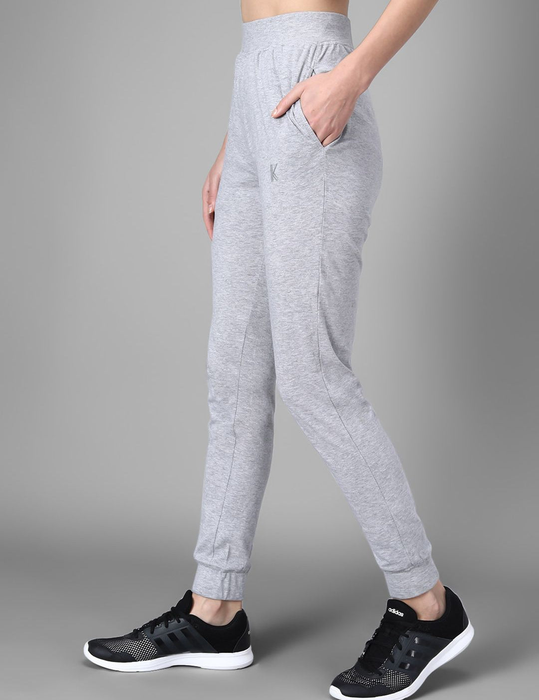 Kotty Women Grey Melange & White Printed Joggers