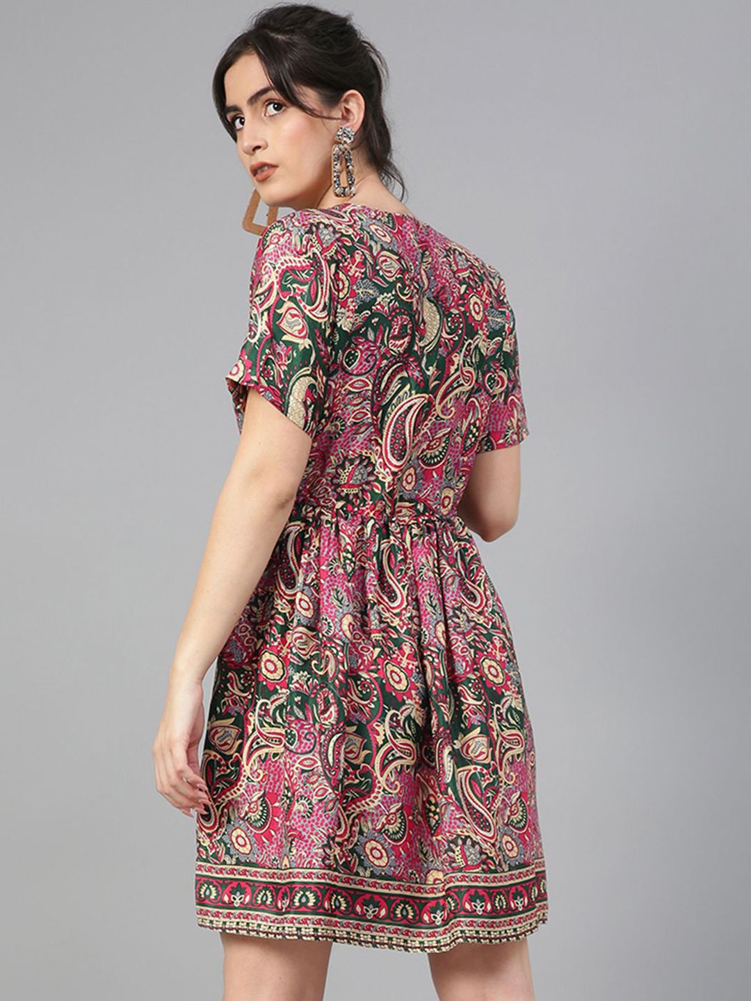 Kotty Ethnic Motifs Printed V-Neck Gathered or Pleated Crepe Wrap Dress