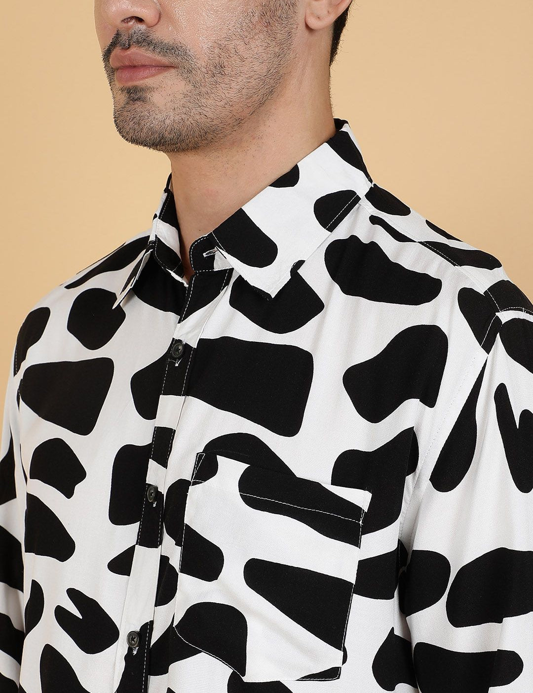 Kotty Men Relaxed Spread Collar Graphic Printed Cotton Casual Shirt