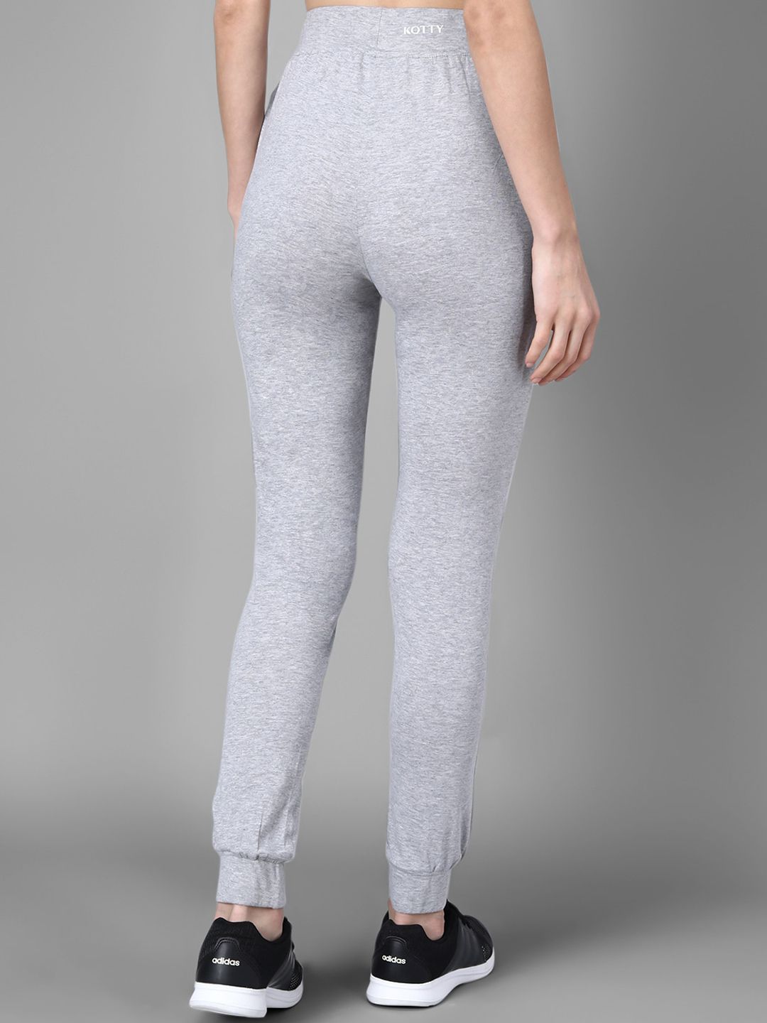 Kotty Women Pack Of 2 Printed Straight-Fit Joggers 