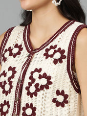 Kotty Floral Self Design Crochet V-Neck Crop Top