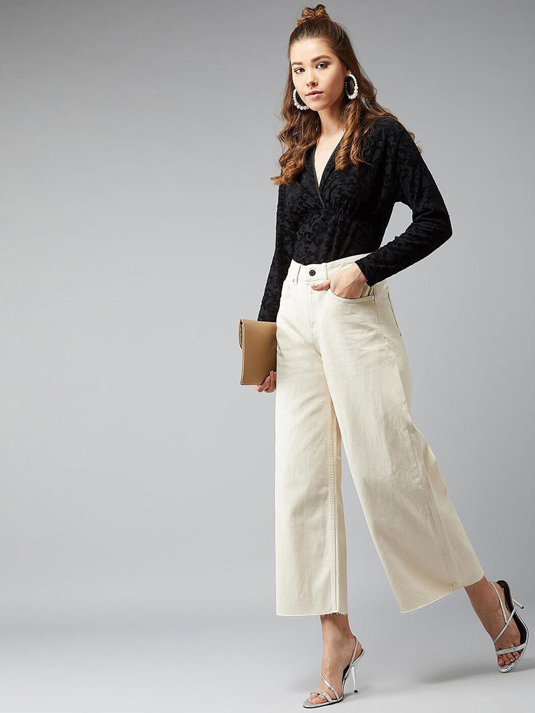 Kotty Women Cream-Coloured Jean Flared High-Rise Stretchable Jeans