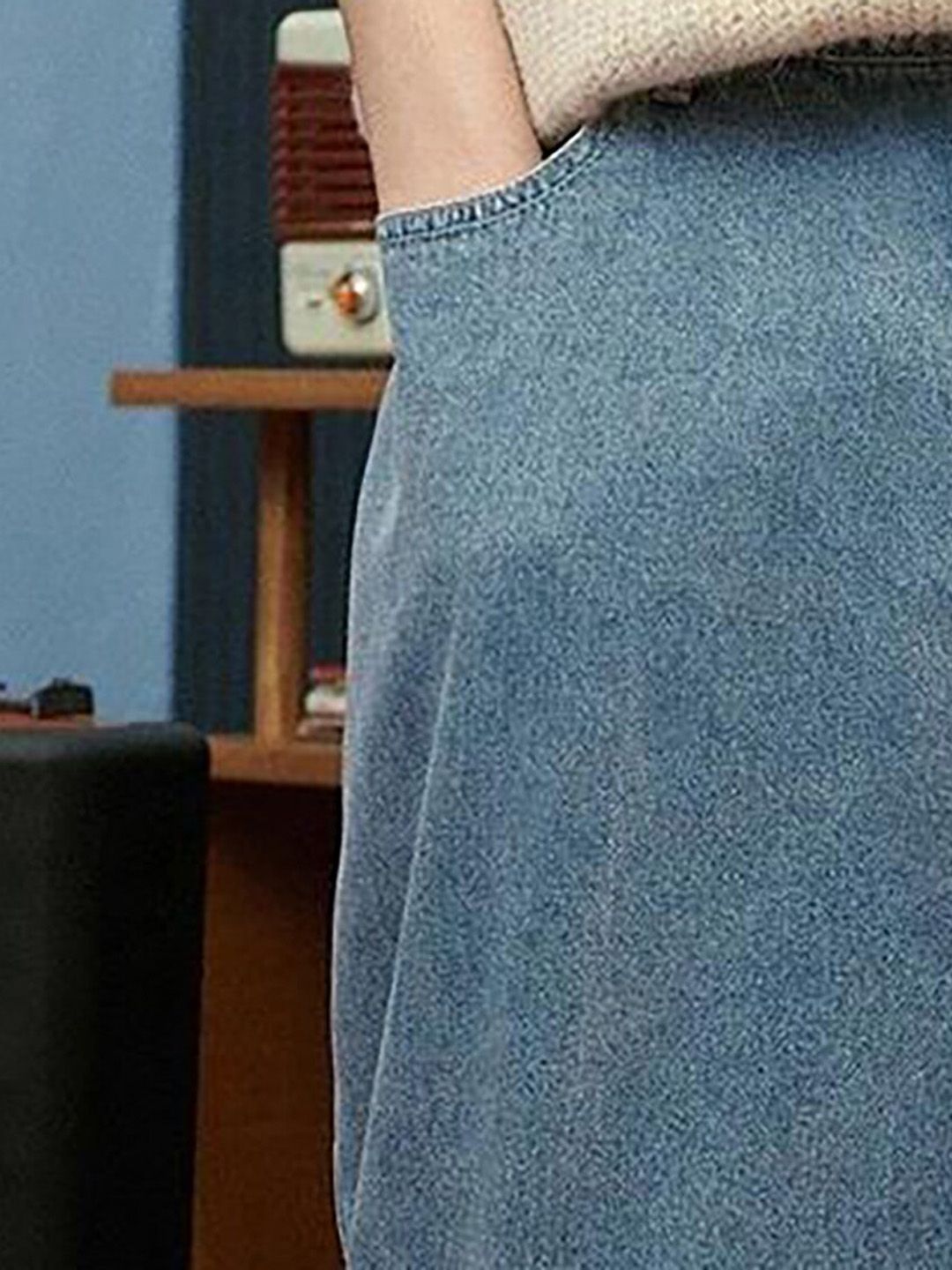 Kotty Men Jean Low-Rise Clean Look Stretchable Jeans