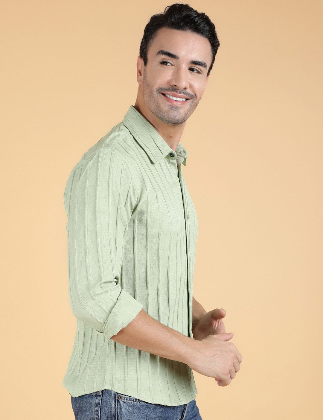 Kotty Men Relaxed Spread Collar Textured Cotton Casual Shirt