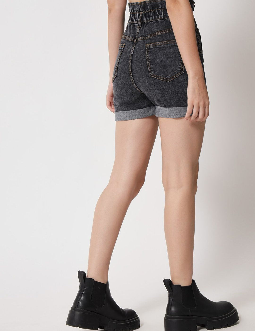 Kotty Women Black Skinny Fit High-Rise Outdoor Denim Shorts