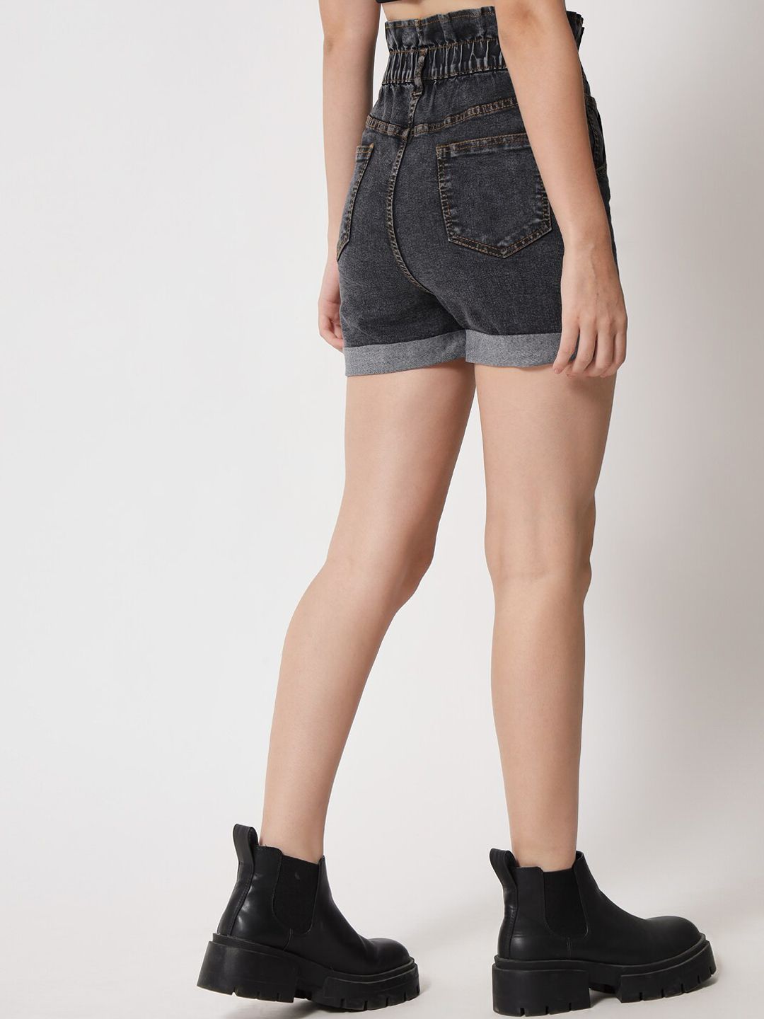 Kotty Women Black Skinny Fit High-Rise Outdoor Denim Shorts