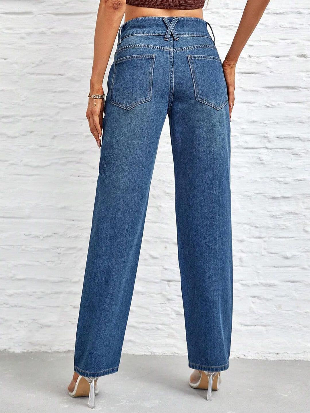 Kotty Women Straight Fit High-Rise Stretchable Jeans