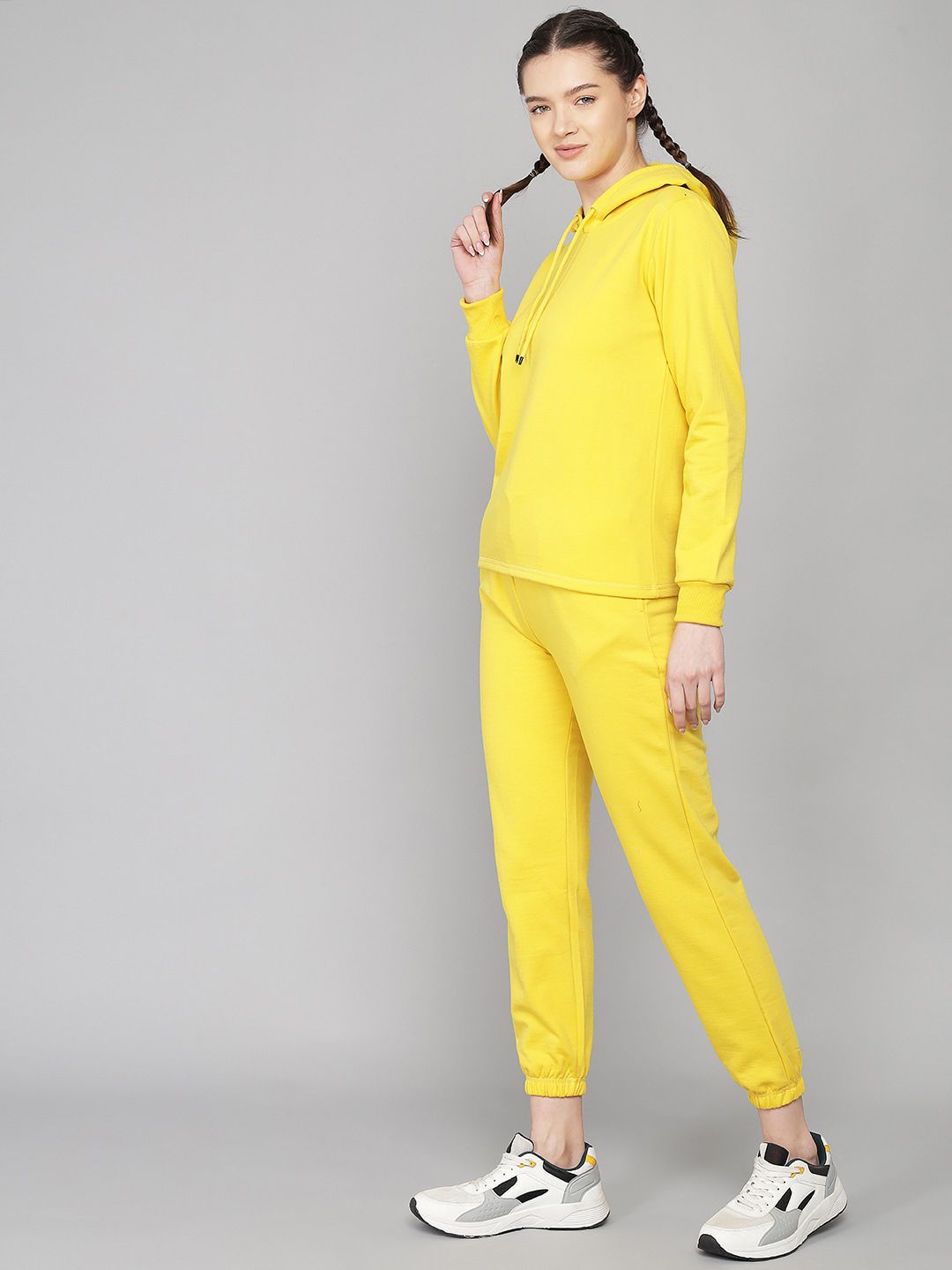 Kotty Woman Yellow Hooded Sweatshirt and Sweatpant Set