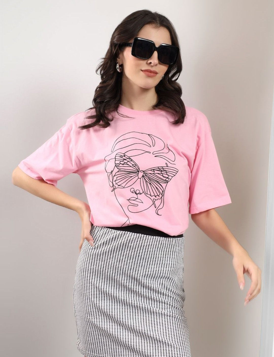 Kotty Abstract Printed Round Neck Cotton T-shirt