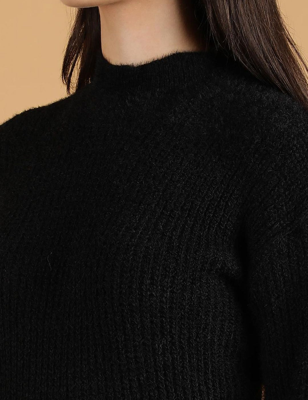 Kotty Women Round Neck Pullover Sweater