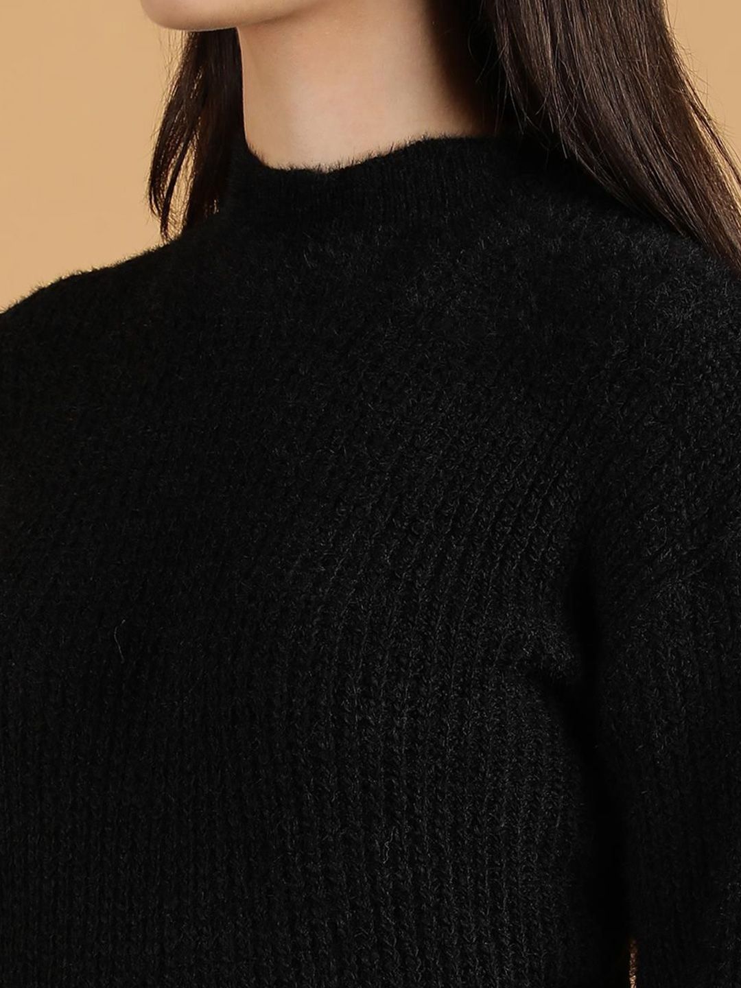 Kotty Women Round Neck Pullover Sweater