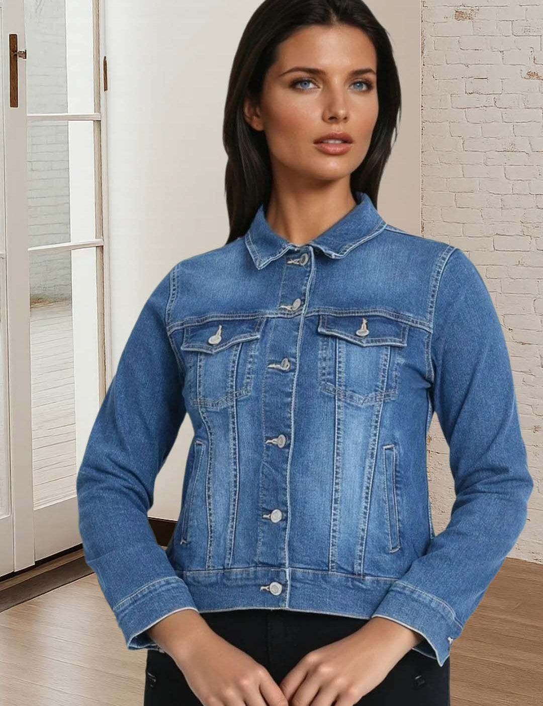 Kotty Women Spread Collar Solid Denim Jacket