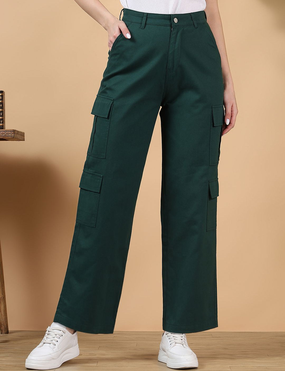 Kotty Women Straight Fit High-Rise Stretchable Jeans