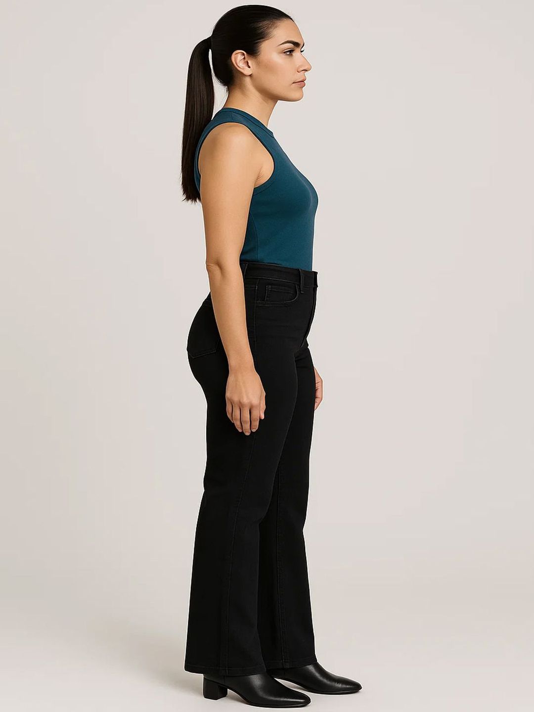 Kotty Women Straight Fit High-Rise Stretchable Jeans