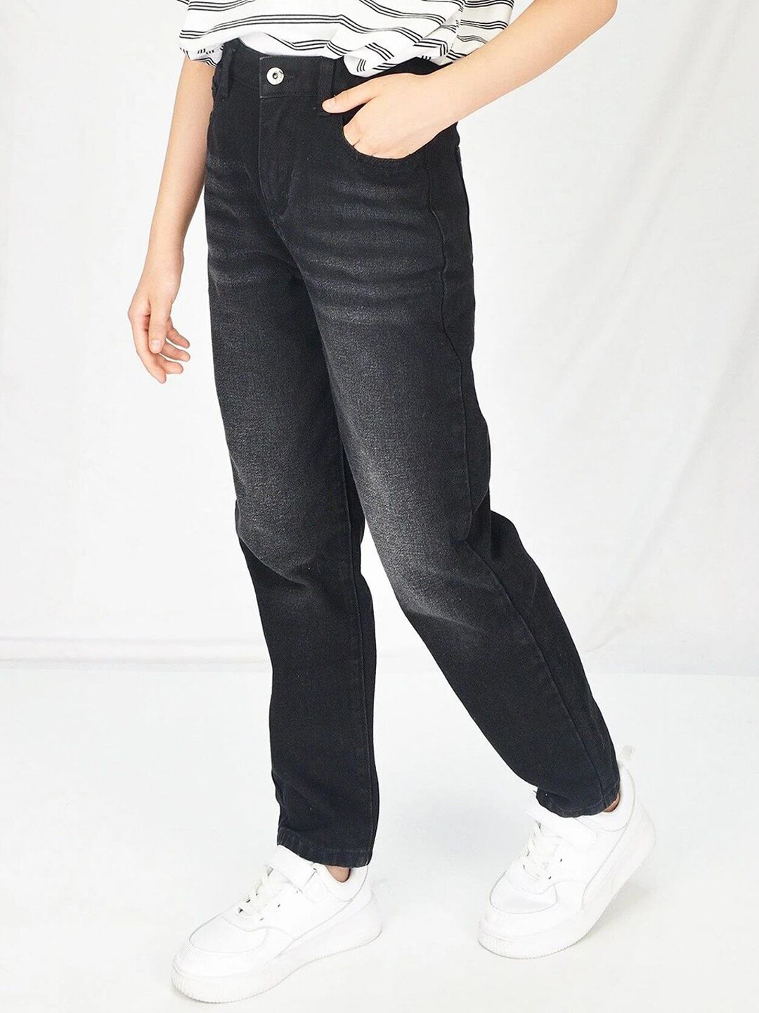 Kotty Boys Jean Low Distress Light Fade Stretchable Cotton Jeans