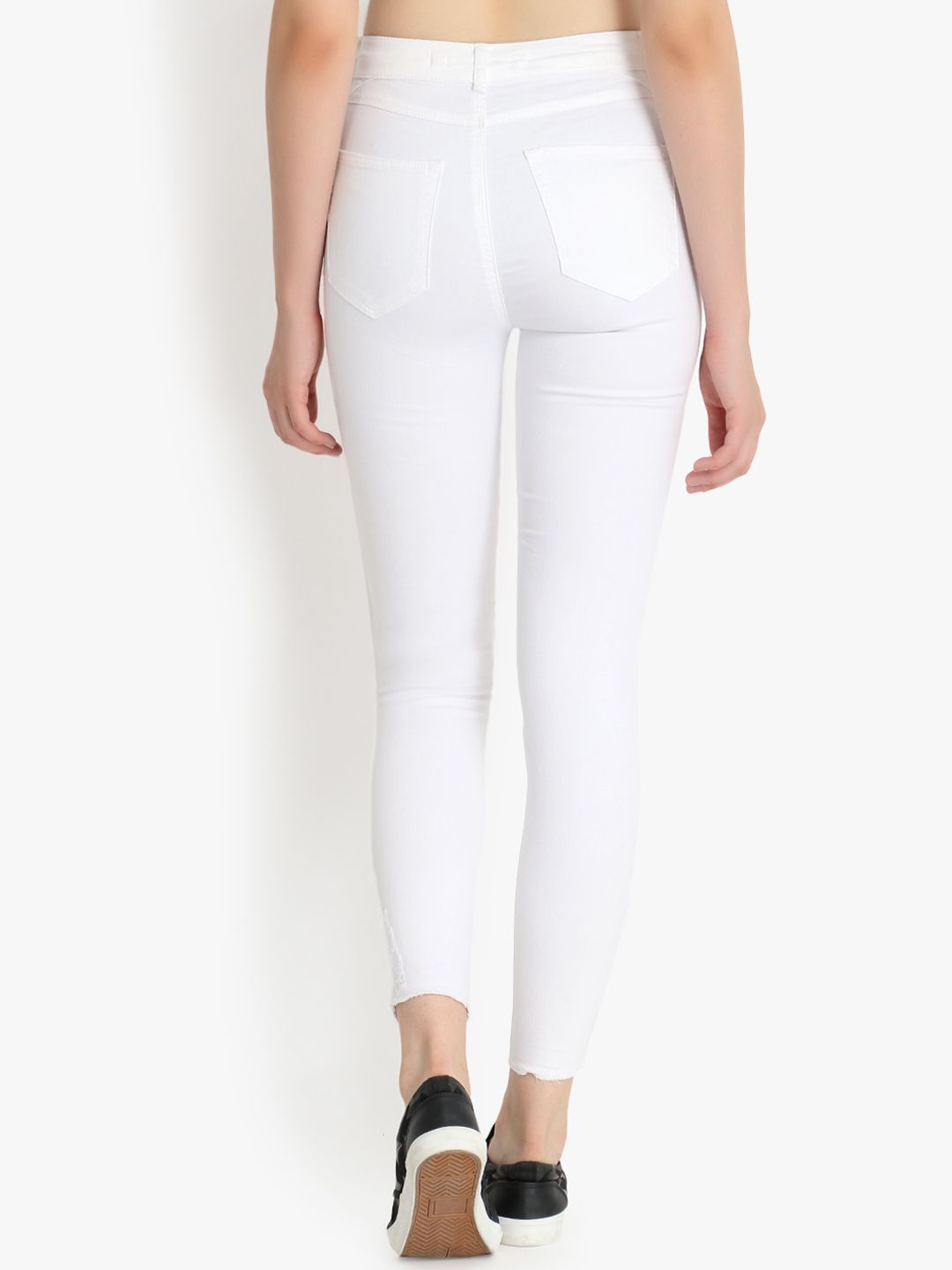 Kotty Women White Skinny Fit High-Rise Slash Knee Stretchable Jeans