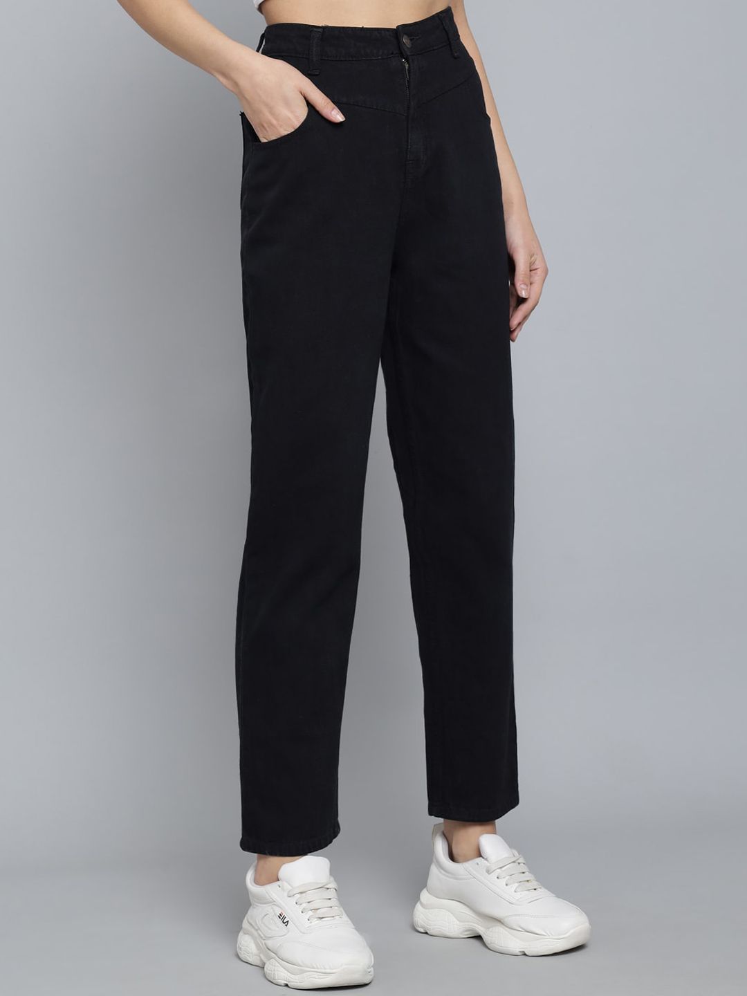 Kotty Women Straight Fit High-Rise Stretchable Jeans