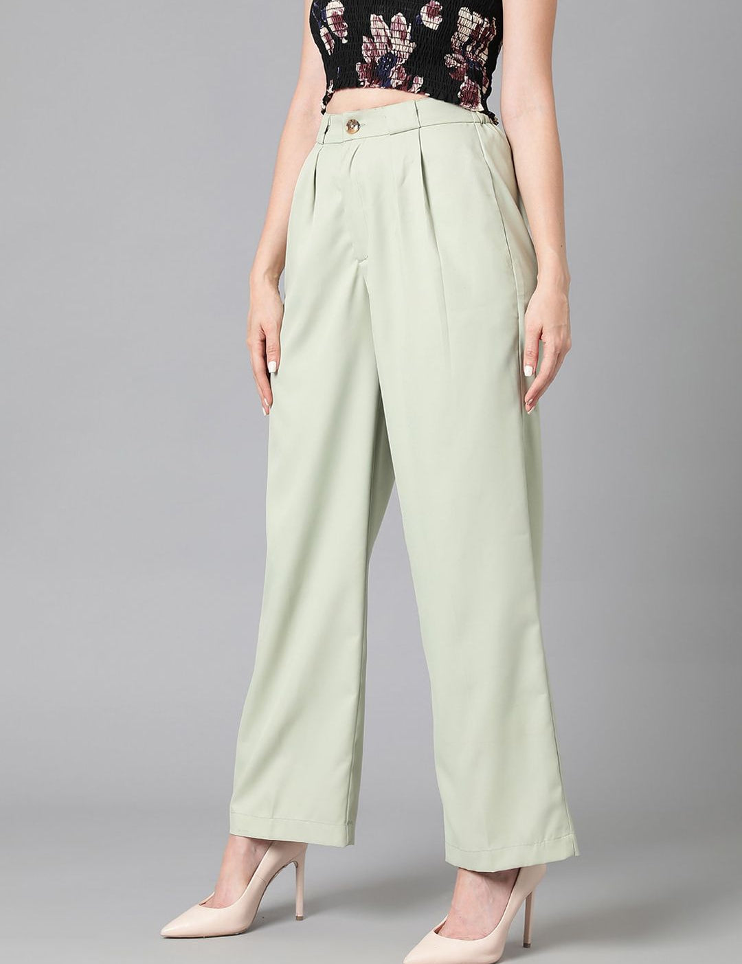 Kotty Women Relaxed Straight Leg Easy Wash Pleated Straight Fit Parallel Trousers