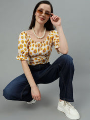 Kotty Women Straight Fit Low-Rise Light Fade Stretchable Jeans