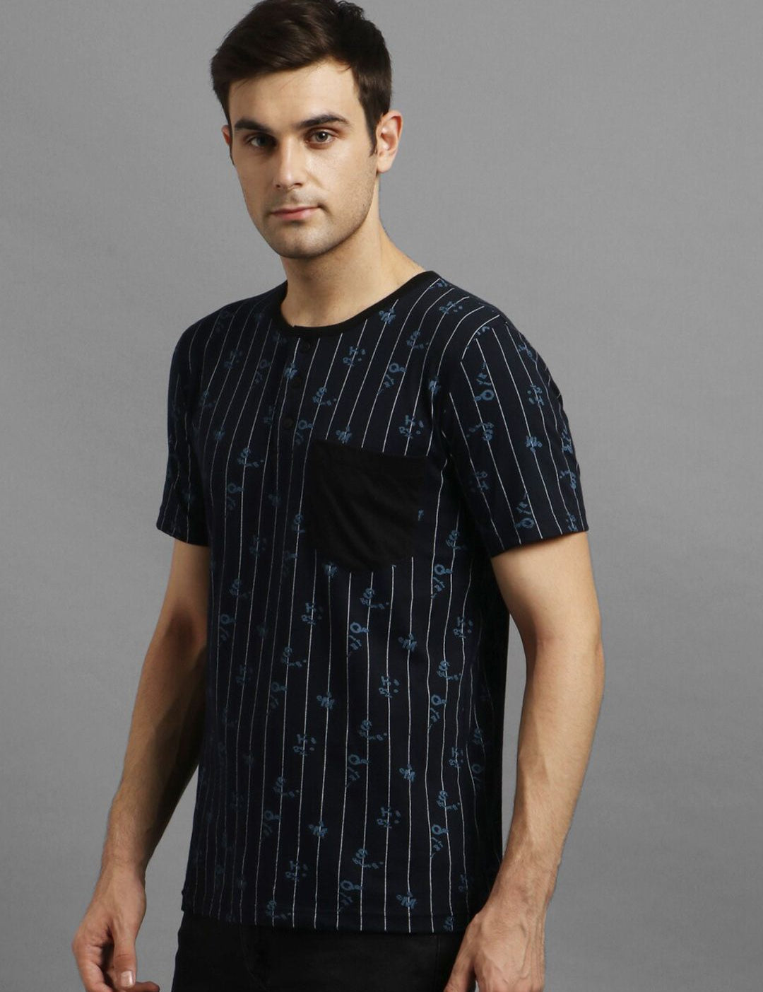 Kotty Men Navy Blue Striped V-Neck T-shirt