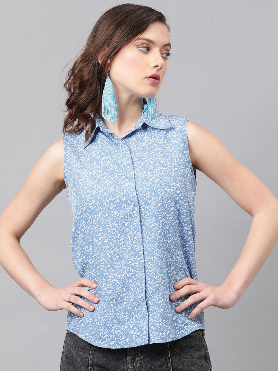 Kotty Blue Floral Printed Casual Shirt