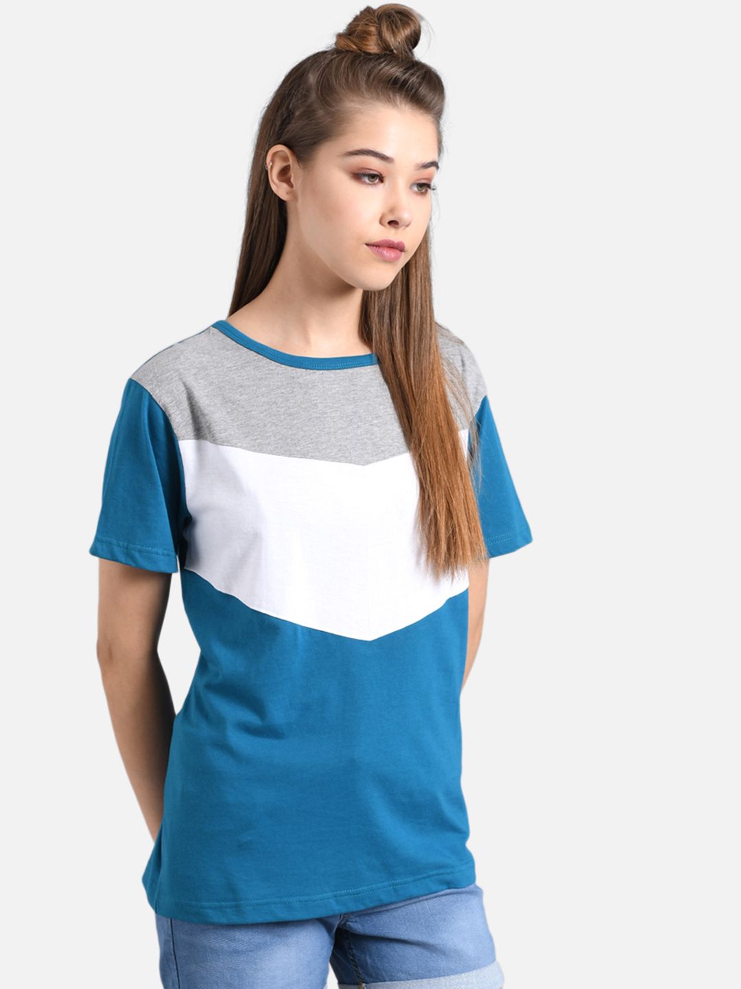 Kotty Women Blue & White Colourblocked Round Neck T-shirt