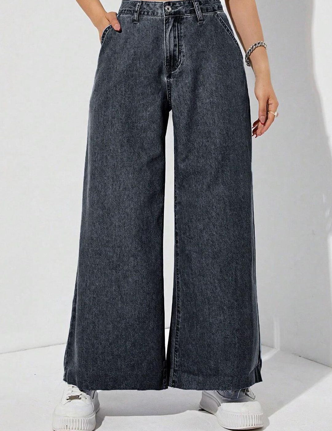 Kotty Women Black Jean Flared High-Rise Clean Look Stretchable Jeans