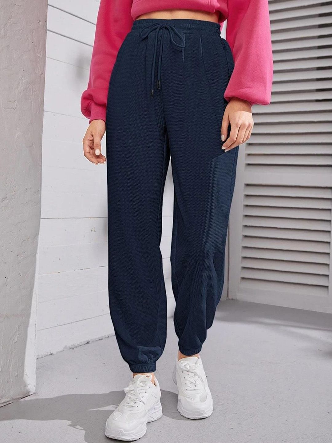 Kotty Women Mid-Rise Relaxed Fit Jogger