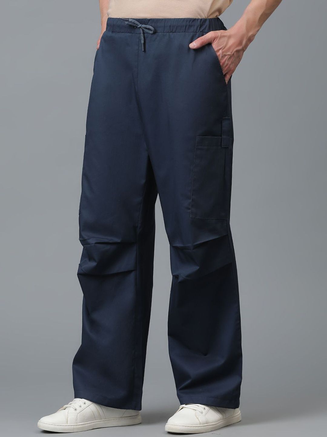 Kotty Men Relaxed Low-Rise Easy Wash Cargo Trousers