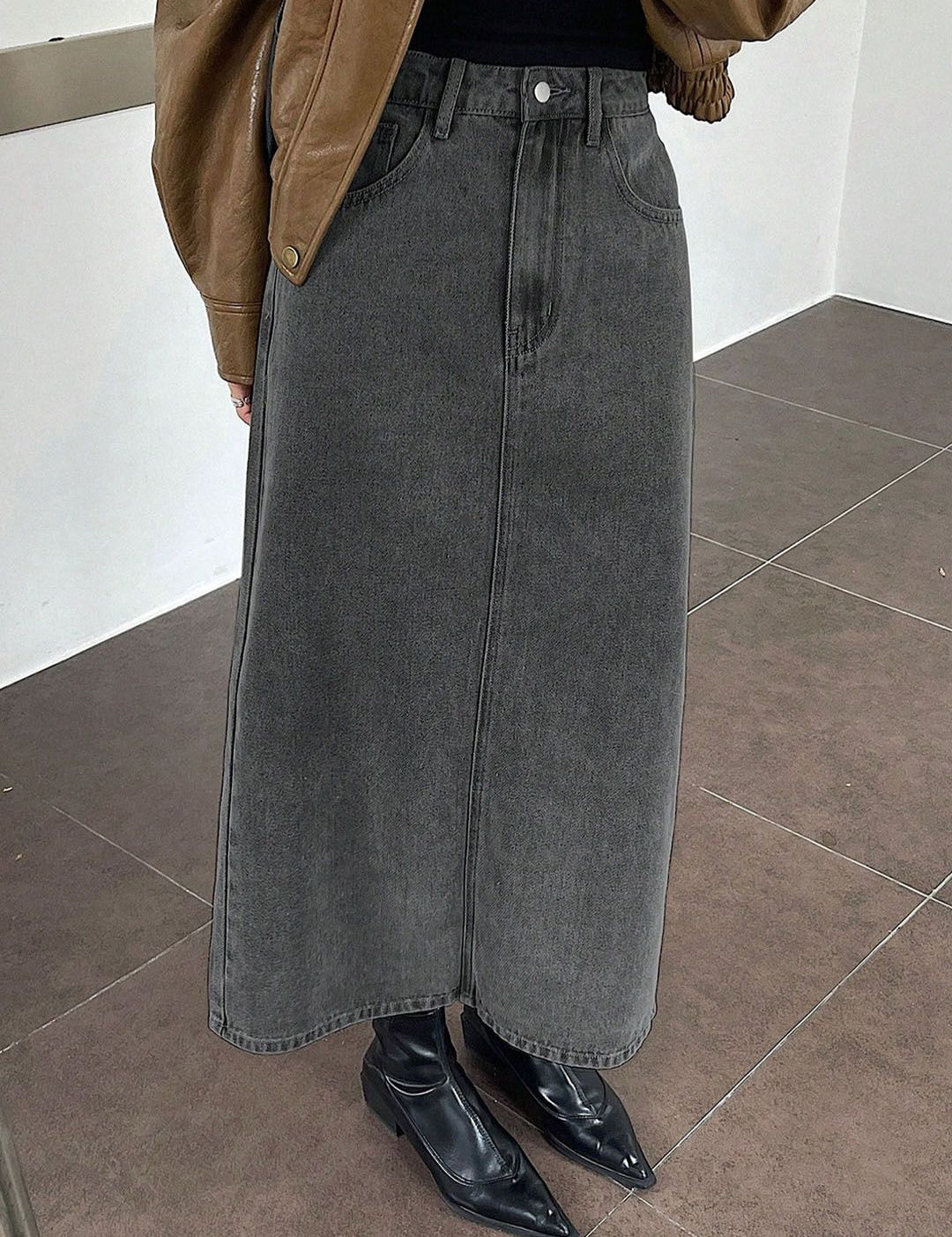 Kotty Denim Straight Midi Skirt