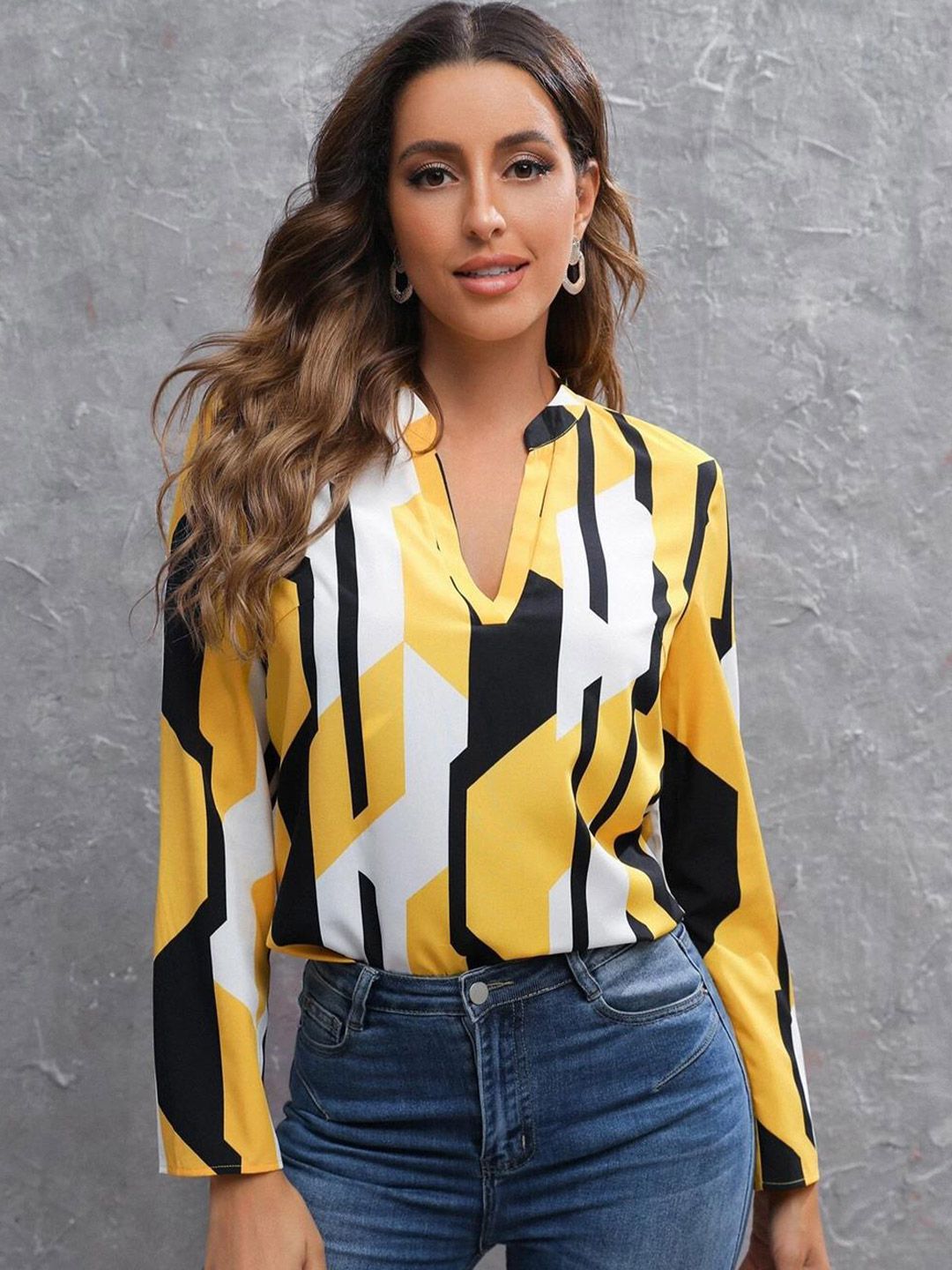 Kotty Yellow Geometric Printed Mandarin Collar Satin Top